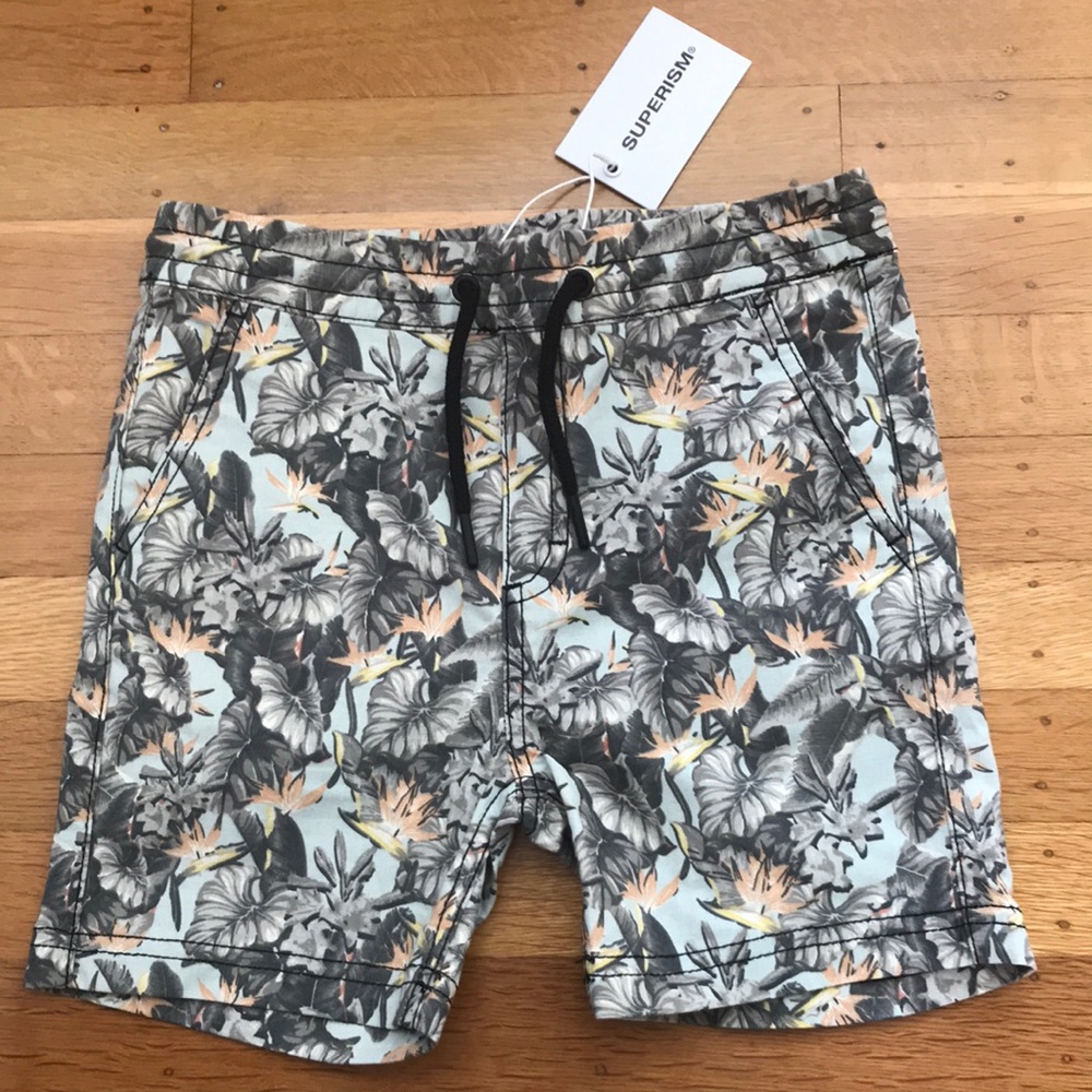 Boys tropical print Superism shorts size 8 NWT